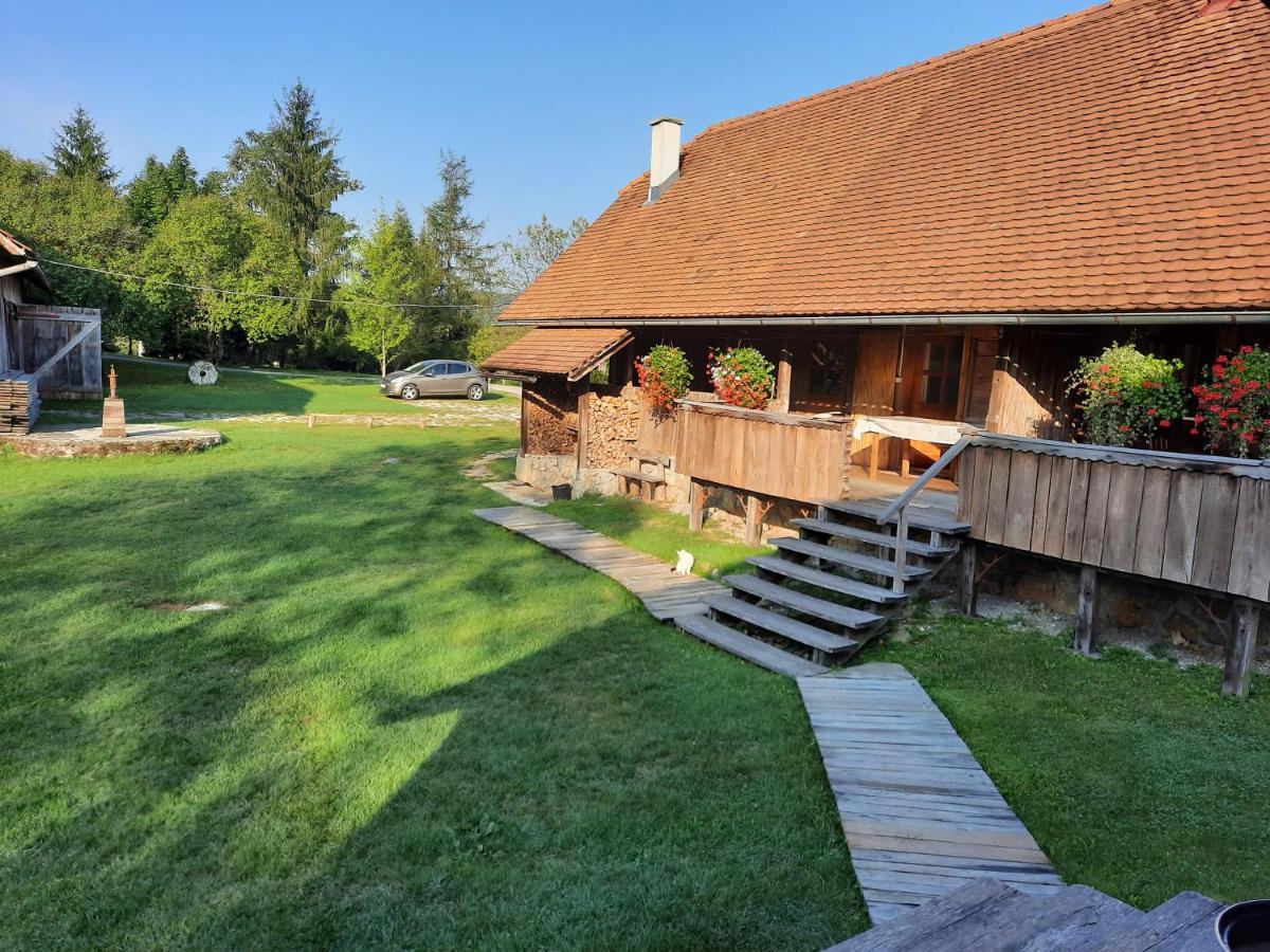 Rustic Home Mia 더가리사 외부 사진