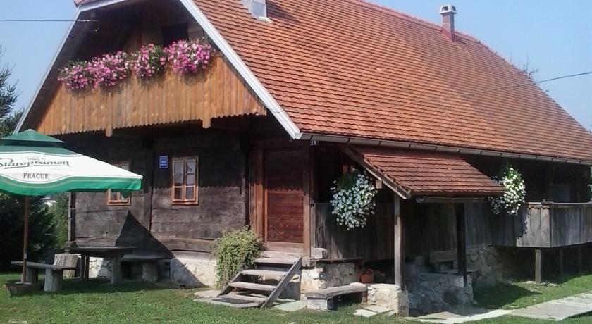 Rustic Home Mia 더가리사 외부 사진