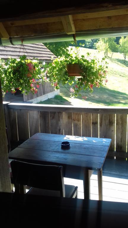 Rustic Home Mia 더가리사 외부 사진
